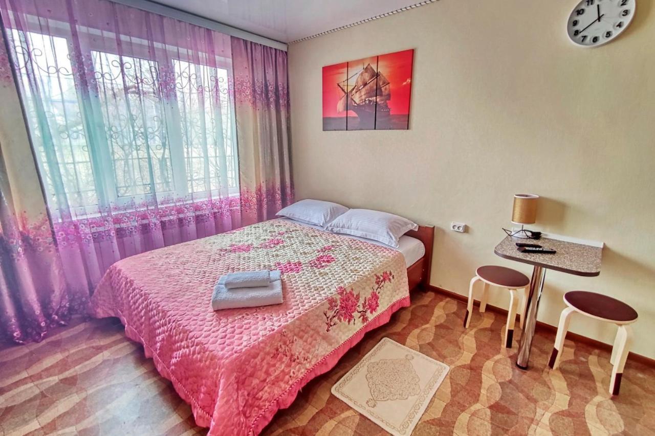 Апартаменты В Микрорайоне Орбита-2, 4 Almaty Exterior foto